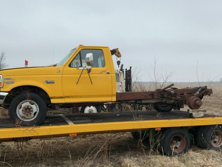 1993-ford-f350-xlt-image-2