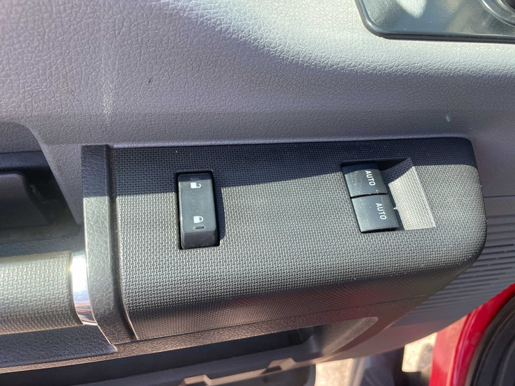 #5678-•-2015-f250-4x4-extended-cab-(has-wi-title)-image-55