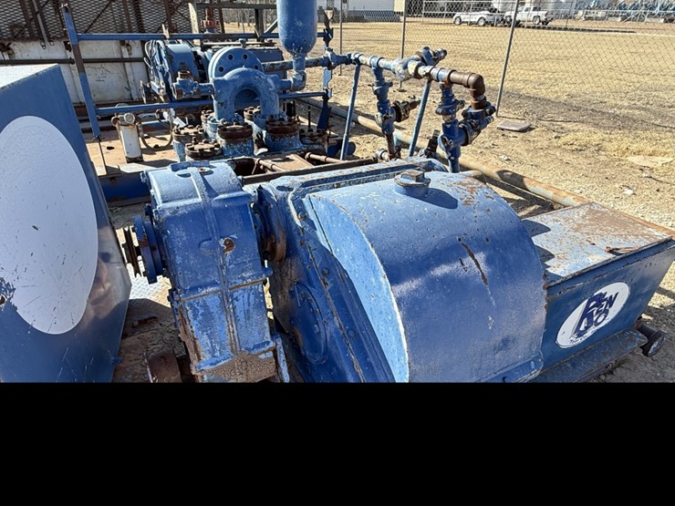 gardner-denver-fxydja-duplex-pump-mtd-on-15-x-8-skid-(no-power)-image-3