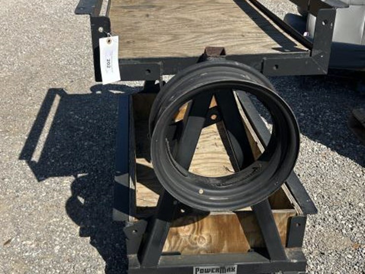 #202-•-welding-machine-holding-table-image-2