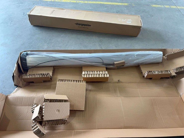 chargepoint-electric-vehicle-charging-station-(new)-image-9