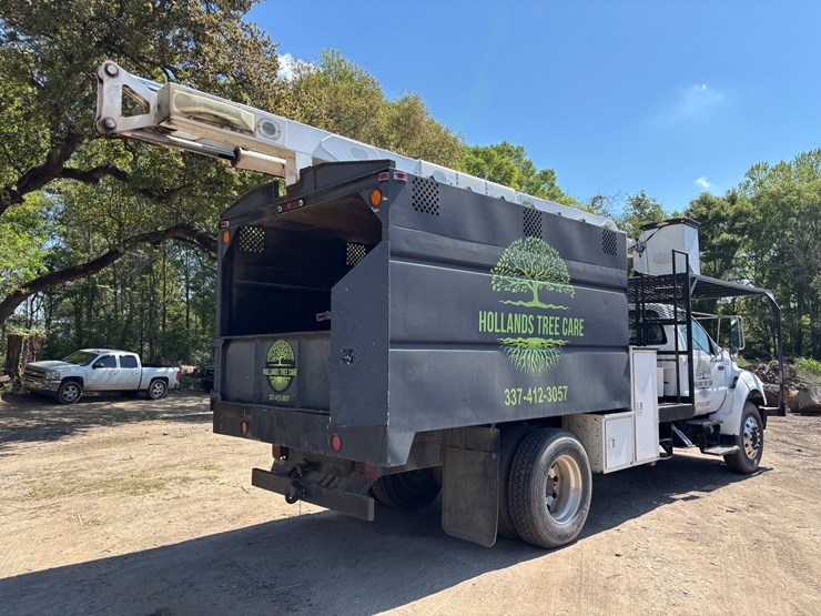 2010-ford-f750-image-4