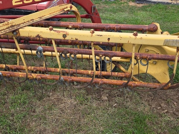 new-holland-256-image-8