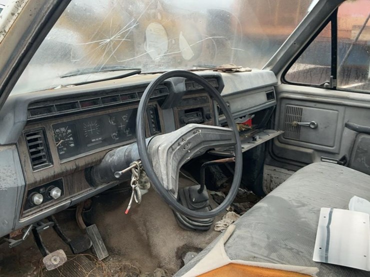 1984-ford-f350-image-41