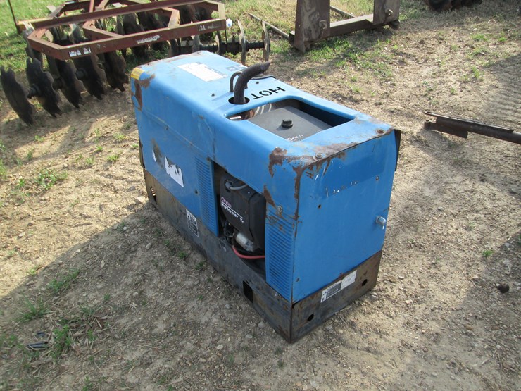 miller-bobcat-225-image-4