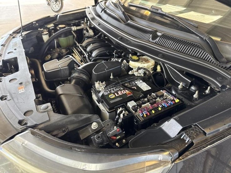 2016-ford-explorer-image-12