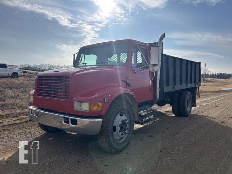 2002-international-4700-image-4