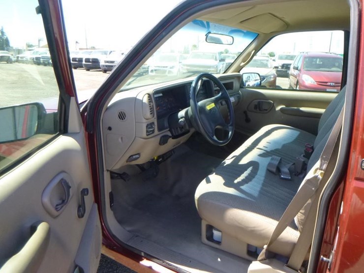 1998-chevrolet-2500-image-5