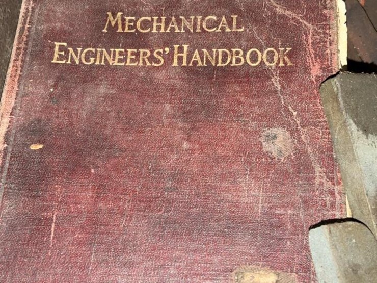 #228-•-tool-chest-and-contents-image-25