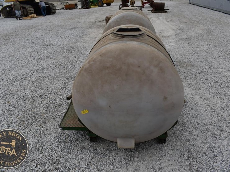 john-deere-180-image-4