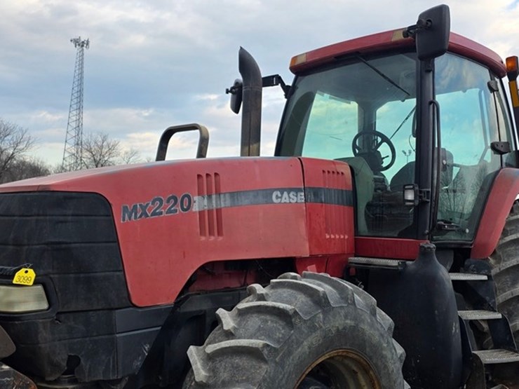 case-ih-mx220-image-34