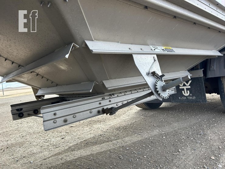 2025-wilson-grain-trailer-image-25
