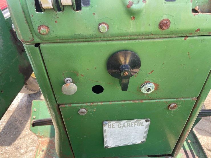 1961-john-deere-2010-image-37