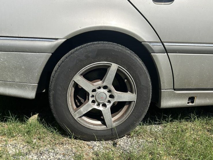 #123-•-1999-mercedes-benz-image-5