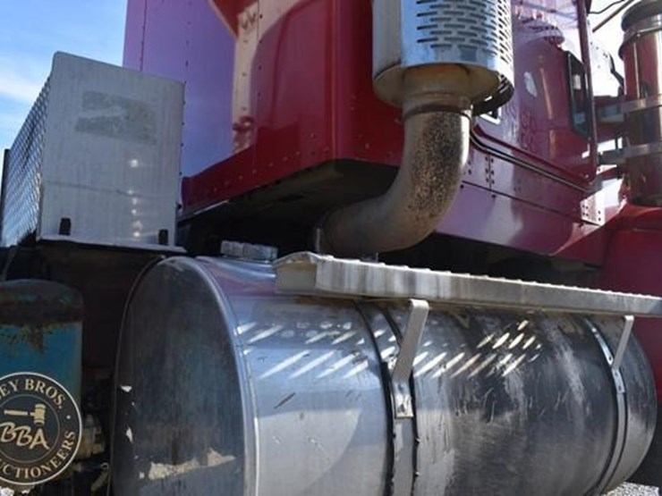 1995-kenworth-t800-image-23