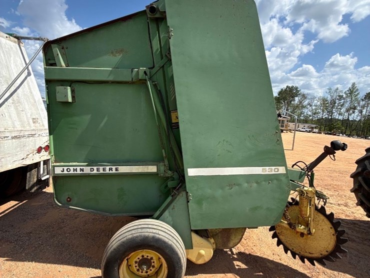 john-deere-530-image-7