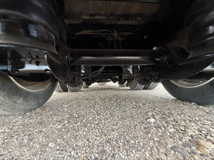 2014-transcraft-53'-x-102"-image-9