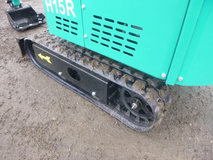 2025-agt-h15r-hydraulic-excavator-image-26