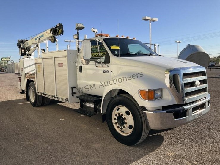 2008-ford-f650-image-5