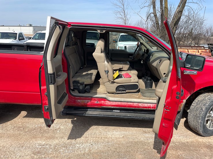 #5675-•-2006-f150-4x4-extended-cab-long-box-(has-wi-title)-image-82