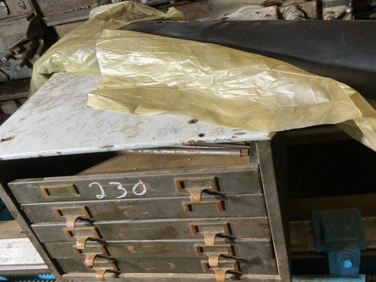 #230-•-tool-chest-and-rubber-sheet-image-1