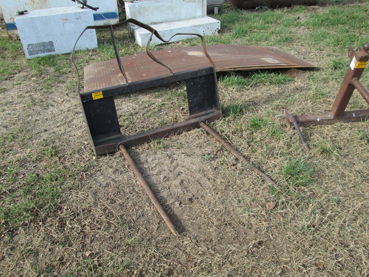 #44042-•-skid-steer-hay-fork-image-2
