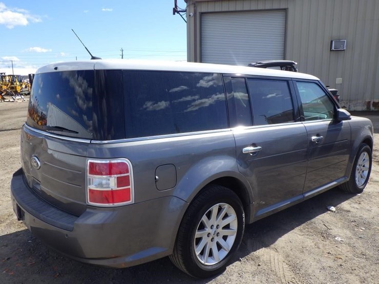 2009-ford-flex-image-3