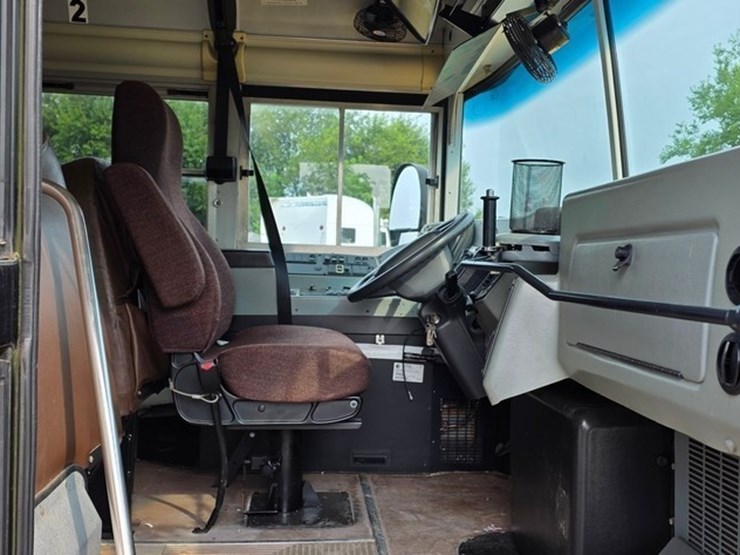 2008-caterpillar-c7-image-47