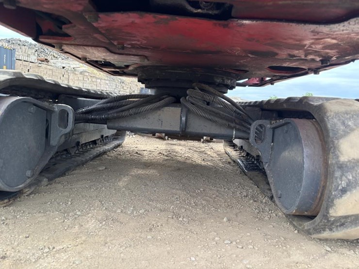 takeuchi-tb216-image-22