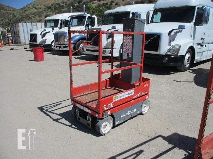 2017-skyjack-sj16-image-3