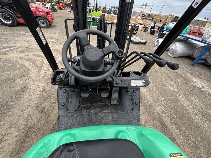 2006-komatsu-fg25sht-16-image-18