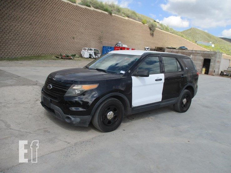 2014-ford-explorer-image-1