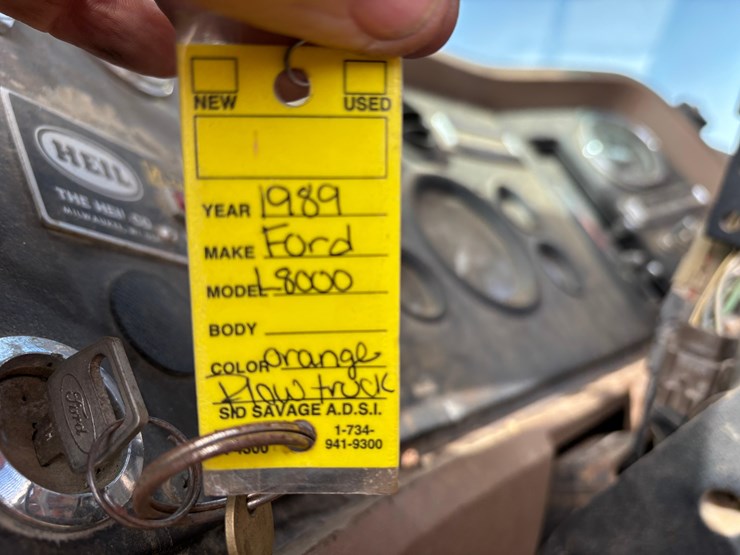 1989-ford-l8000-image-10