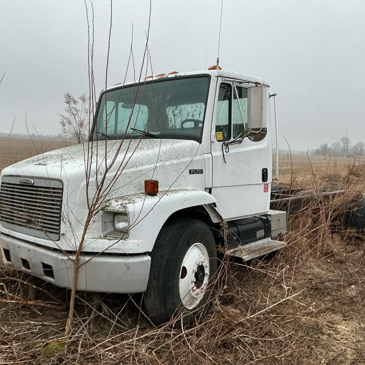 1995 FREIGHTLINER FL70