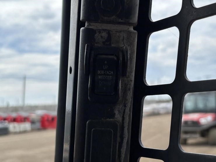 2018-bobcat-s595-image-26