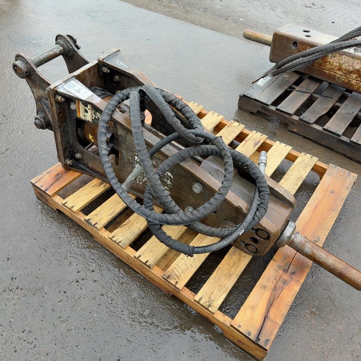 CATERPILLAR HYDRAULIC BREAKER HAMMER
