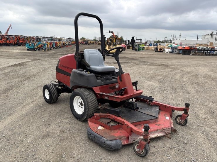 2011-toro-groundsmaster3280d-image-2