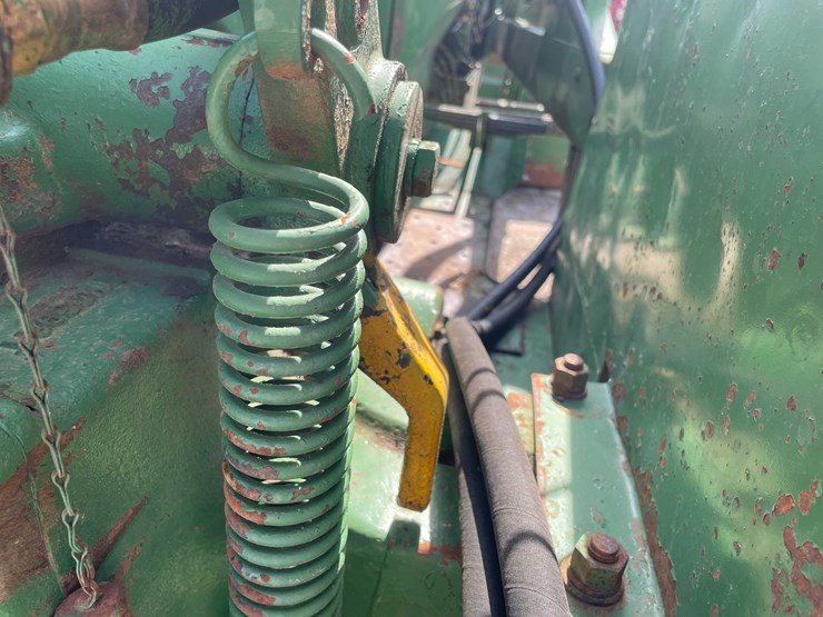 1961-john-deere-2010-image-52
