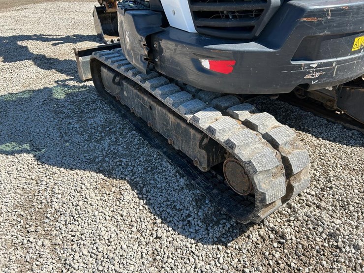 2022-bobcat-e50-image-16