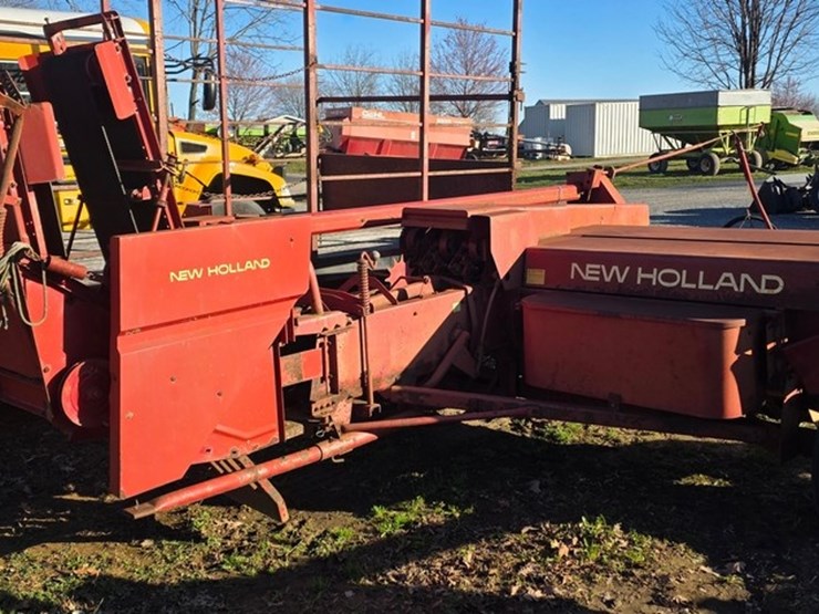 new-holland-310-image-4