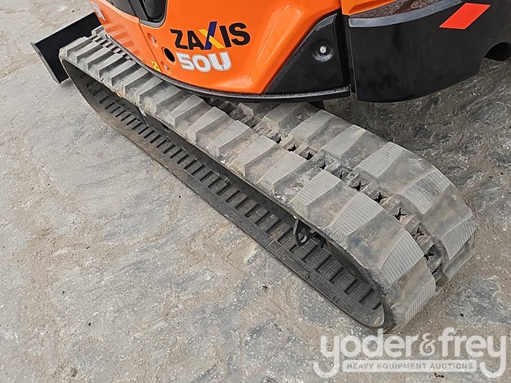 2011-hitachi-zx50u-3f-image-27