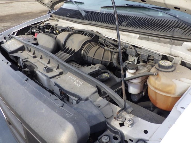 2009-ford-econoline-350-image-9