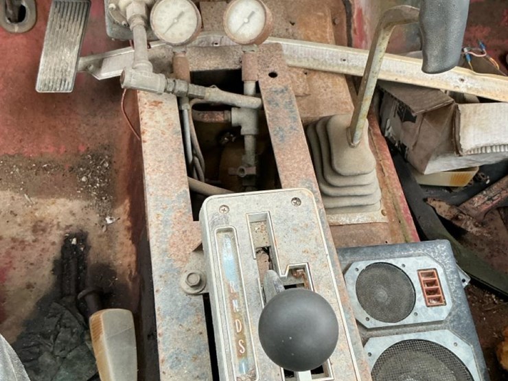 1976-ford-f350-image-27