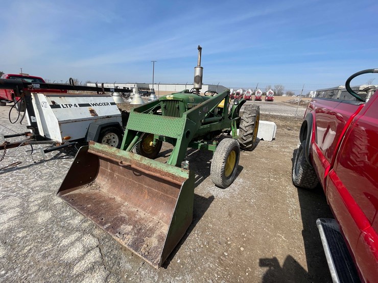 1961-john-deere-2010-image-1