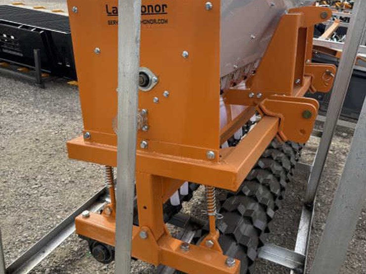 #16-•-no-till-seed-drill-for-tractor-&-skid-steer-image-2
