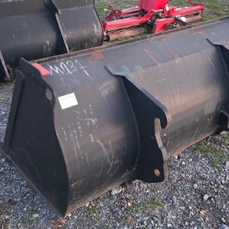 Case 74" Tooth Loader Bucket