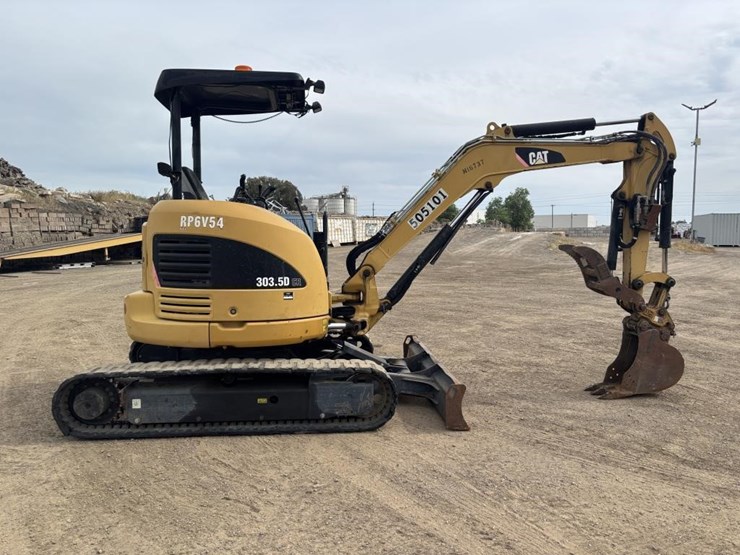 2010-caterpillar-303-image-7