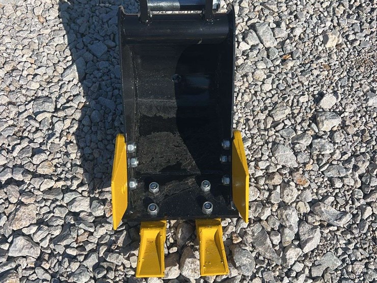 sdlanch-mini-excavator-bucket-image-1