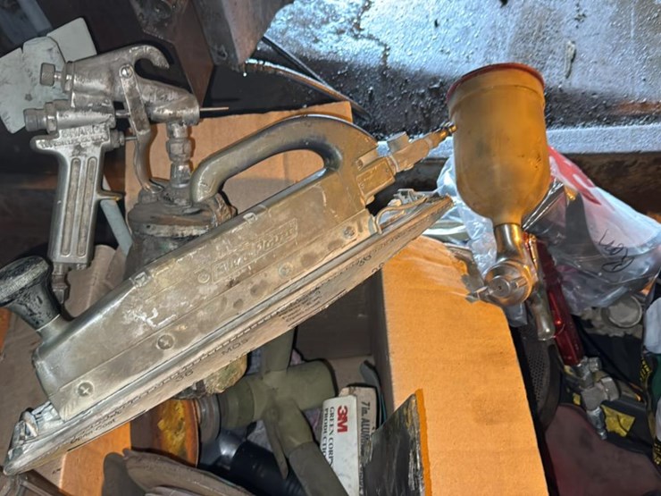 #242-•-painting-supplies-image-3