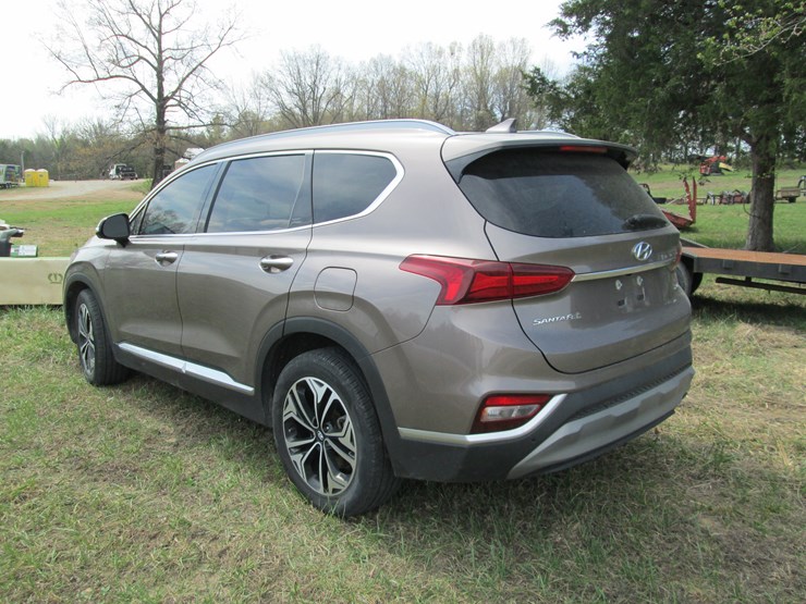 2019-hyundai-santa-fe-image-4